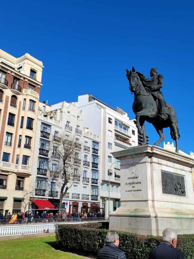 Apartamento Con Vistas Al Parque Del Retiro 马德里 外观 照片